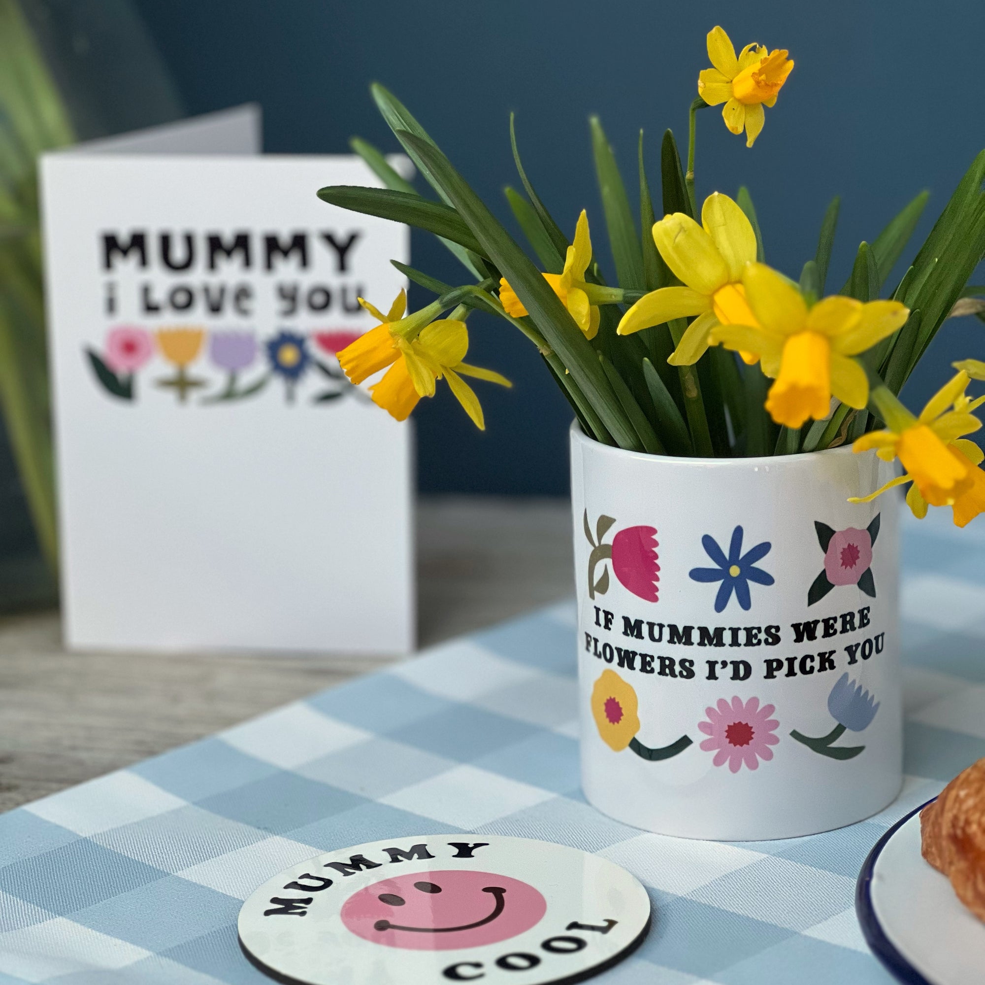 Ceramic Pot for Mum with bold flower design