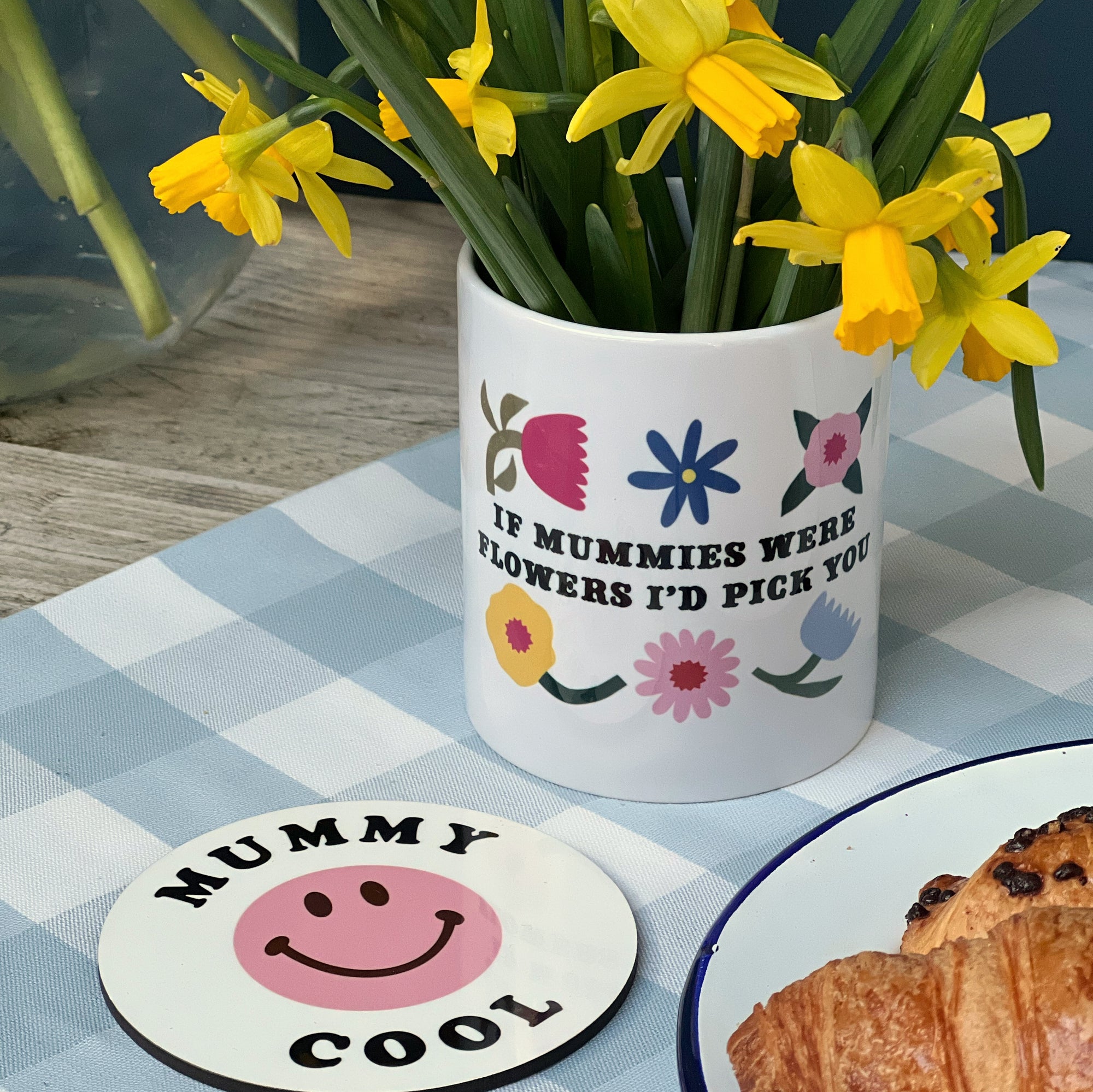 Ceramic Pot for Mum with bold flower design