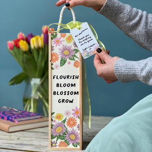 Teacher Floral Wine Box with personalised Tin Tag (Bottle not included)